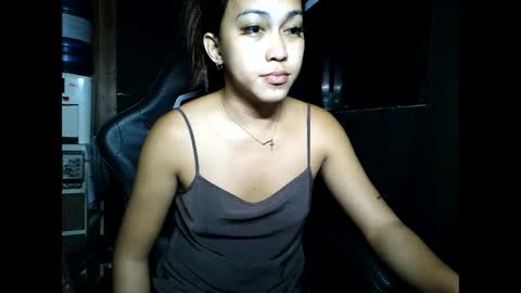 Snapshot of ayeshahxxx chatting on 12-22-25, 06:38 ayeshahxxx online show from 12-22-25, 06:38
