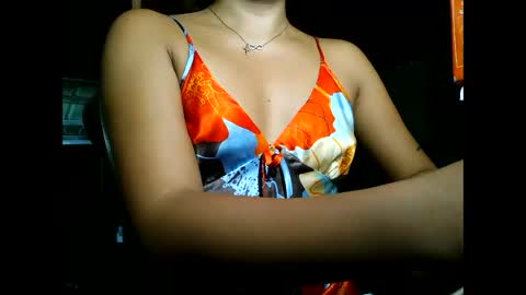 Snapshot of ayeshahxxx chatting on 05-15-26, 11:17 ayeshahxxx online show from 05-15-26, 11:17