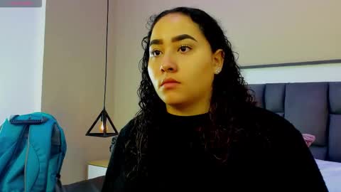 Snapshot of ayla_martinez chatting on 09-14-25, 02:00 Ayla online show from 09-14-25, 02:00