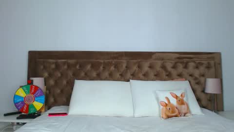 Aylin online show from 09-15-25, 01:05