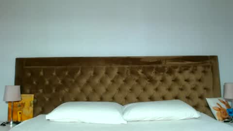Snapshot of aylinhoney chatting on 06-24-26, 04:55 Aylin online show from 06-24-26, 04:55
