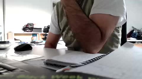 Snapshot of aylinniyerim chatting on 11-04-25, 08:57 aylinniyerim online show from 11-04-25, 08:57