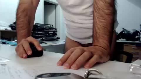 Snapshot of aylinniyerim chatting on 11-09-25, 01:26 aylinniyerim online show from 11-09-25, 01:26