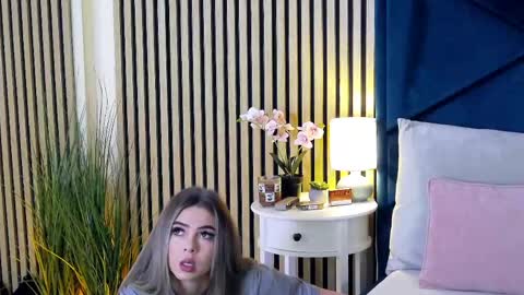 Snapshot of aylinrosee chatting on 05-03-26, 02:39 AylinRosee online show from 05-03-26, 02:39