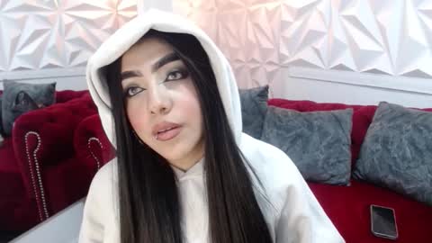 Snapshot of aysel_27 chatting on 11-25-25, 12:21 Aysel online show from 11-25-25, 12:21