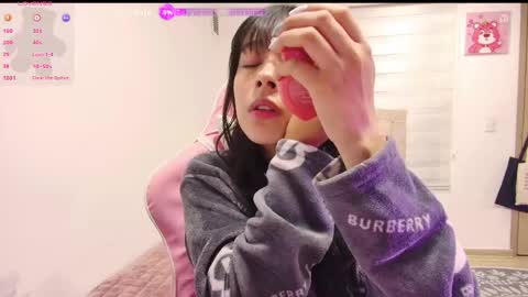 Snapshot of ayumi_tanaka chatting on 04-20-26, 11:13 online show from 04-20-26, 11:13