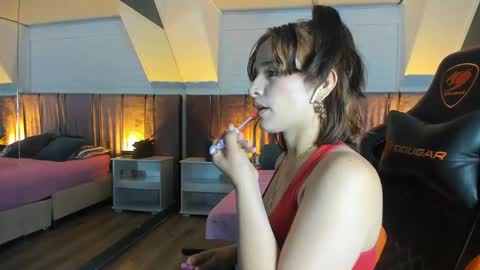 Azahara online show from 05-19-26, 11:55