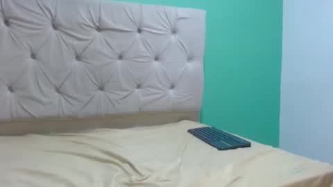 Snapshot of azaharacameroncm101 chatting on 09-21-25, 11:34 azaharacameroncm101 online show from 09-21-25, 11:34