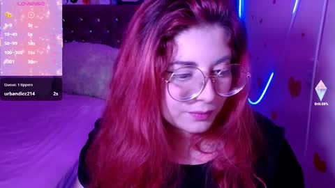 Snapshot of azamy_12 chatting on 03-01-25, 02:15 Amanda online show from 03-01-25, 02:15