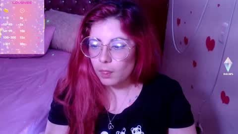 Snapshot of azamy_12 chatting on 03-01-25, 06:24 Amanda online show from 03-01-25, 06:24