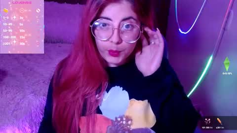 Snapshot of azamy_12 chatting on 03-04-25, 10:27 Amanda online show from 03-04-25, 10:27