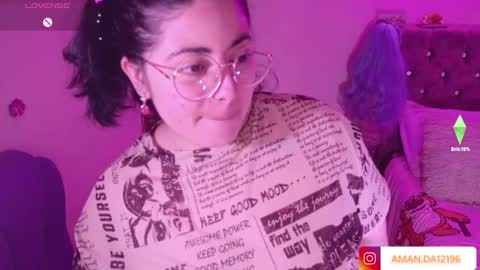 Snapshot of azamy_12 chatting on 10-23-25, 07:18 Amanda online show from 10-23-25, 07:18