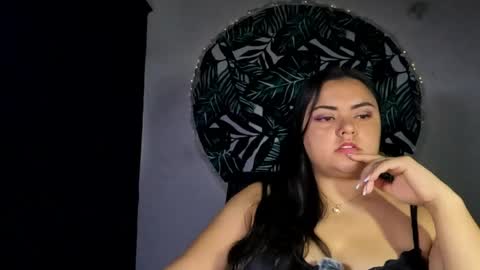 Snapshot of azaraonyx chatting on 05-16-26, 03:22 Goddess Azara online show from 05-16-26, 03:22