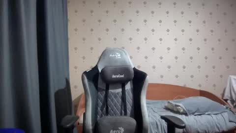 azazelmax online show from 12-23-24, 04:17