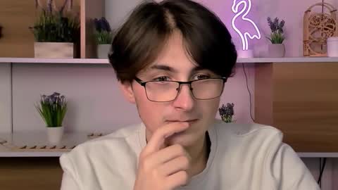 Snapshot of azen_rush chatting on 12-15-25, 07:18 azen_rush online show from 12-15-25, 07:18