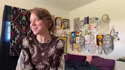 Azerai online show from 04-21-26, 04:12