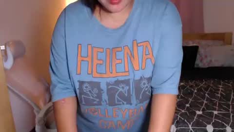 Snapshot of azianalina chatting on 10-28-25, 03:21 Lina online show from 10-28-25, 03:21