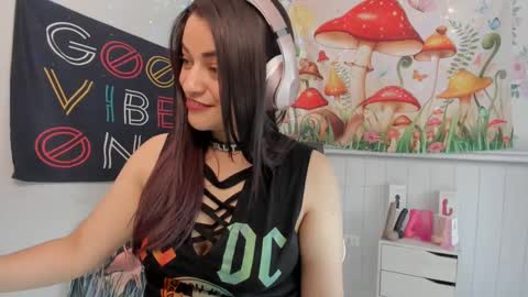 Azucena R online show from 09-12-25, 03:45