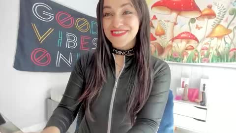 Azucena R online show from 12-03-25, 02:48