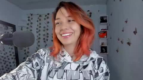 Snapshot of azumi_saan chatting on 10-12-25, 01:59 azumi saan online show from 10-12-25, 01:59