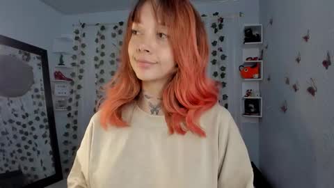 Snapshot of azumi_saan chatting on 10-19-25, 02:45 azumi saan online show from 10-19-25, 02:45