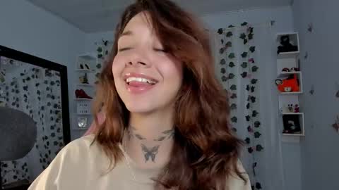 Snapshot of azumi_saan chatting on 01-15-26, 03:11 azumi saan online show from 01-15-26, 03:11