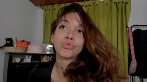 azumi saan online show from 04-01-26, 02:56