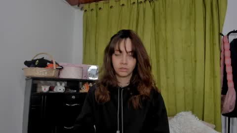 azumi saan online show from 04-03-26, 01:58