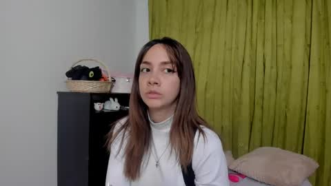 azumi saan online show from 04-22-26, 01:52