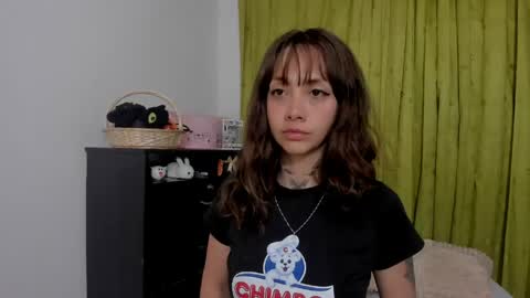 Snapshot of azumi_saan chatting on 05-02-26, 03:00 azumi saan online show from 05-02-26, 03:00