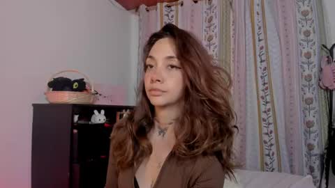 Snapshot of azumi_saan chatting on 06-21-26, 02:14 azumi saan online show from 06-21-26, 02:14