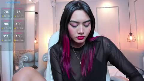 Azura online show from 02-21-25, 10:59