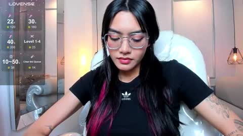 Azura online show from 11-07-25, 08:53