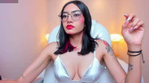 Azura online show from 03-18-26, 07:17