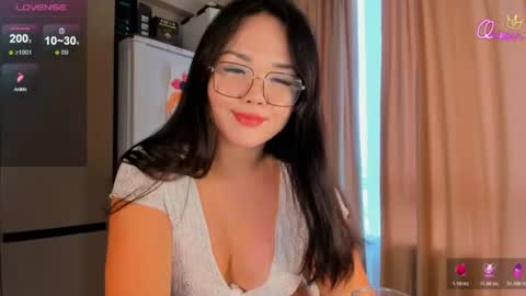 Snapshot of azure_moon chatting on 06-20-26, 05:10 azure_moon online show from 06-20-26, 05:10