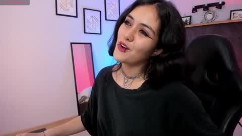 Azurra  online show from 12-17-25, 09:10