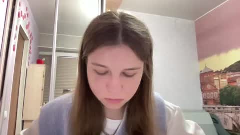 Snapshot of azzieheberly chatting on 06-23-26, 06:17 Niki online show from 06-23-26, 06:17