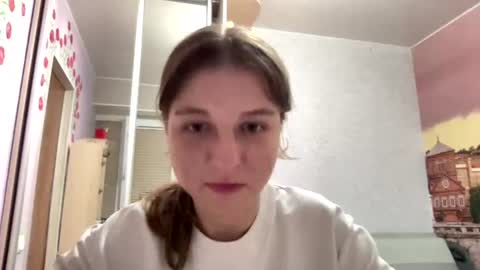Snapshot of azzieheberly chatting on 07-20-26, 05:15 Niki online show from 07-20-26, 05:15