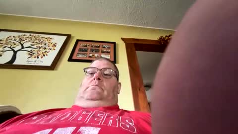 Snapshot of b1gh0rnyguy chatting on 09-08-25, 03:44 Cory online show from 09-08-25, 03:44