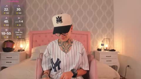 Snapshot of b3k_afrodict chatting on 10-14-25, 12:50 Anny online show from 10-14-25, 12:50