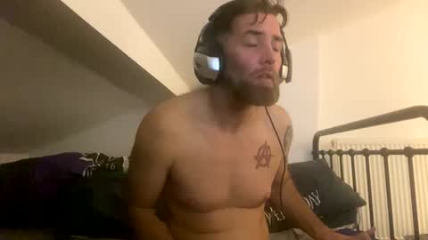 Snapshot of b4dafall44 chatting on 12-13-24, 02:32 b4dafall44 online show from 12-13-24, 02:32