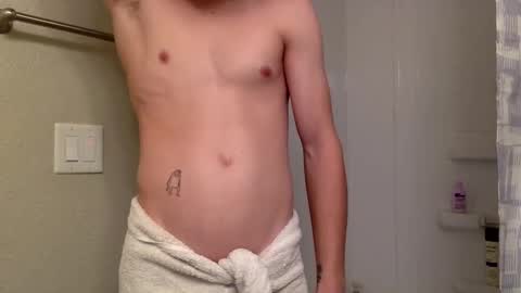 Snapshot of b4nnysturntoo chatting on 12-23-24, 10:44 b4nnysturntoo online show from 12-23-24, 10:44