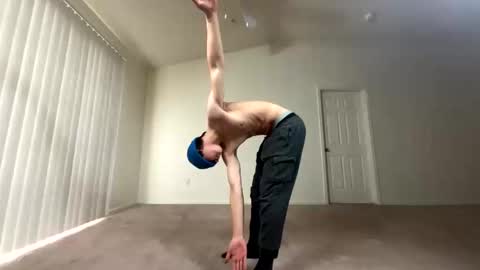 Snapshot of b4nnysturntoo chatting on 02-20-25, 05:51 b4nnysturntoo online show from 02-20-25, 05:51