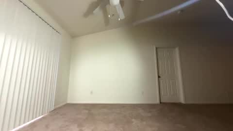 Snapshot of b4nnysturntoo chatting on 02-20-25, 08:58 b4nnysturntoo online show from 02-20-25, 08:58