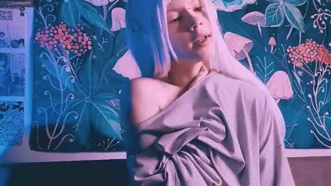 Snapshot of babe_moister chatting on 09-24-25, 08:17 babe_moister online show from 09-24-25, 08:17