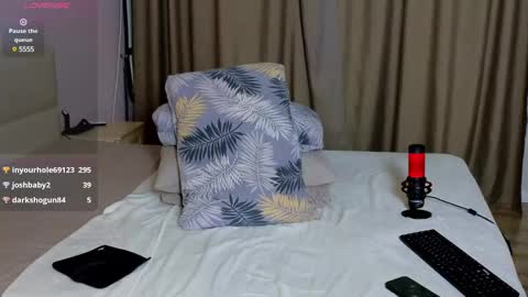 Snapshot of babespace chatting on 12-20-24, 08:12 Lina online show from 12-20-24, 08:12