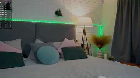 Baby   Lola online show from 10-14-25, 12:50