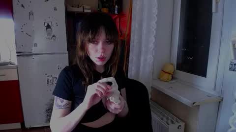 Snapshot of baby_ada chatting on 11-21-25, 08:40 baby ada online show from 11-21-25, 08:40