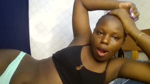 Snapshot of baby_cool430496 chatting on 02-10-25, 02:52 baby cool online show from 02-10-25, 02:52