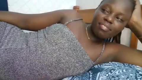 Snapshot of baby_cool430496 chatting on 02-19-25, 11:06 baby cool online show from 02-19-25, 11:06